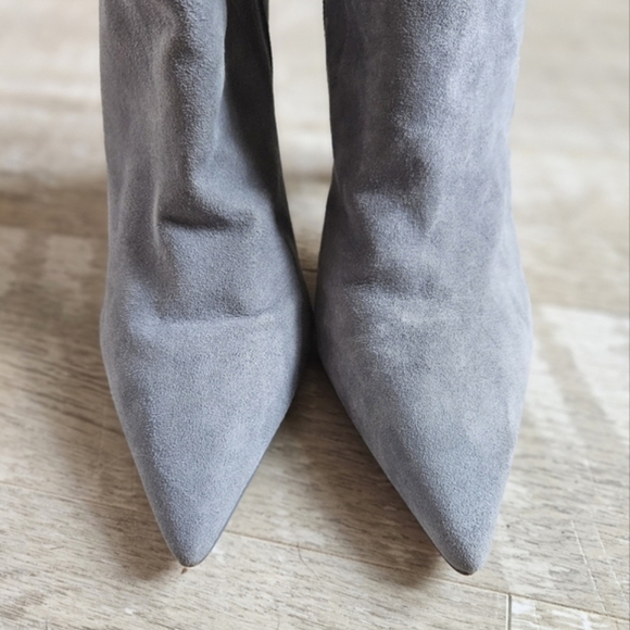 Vince Camuto Membidi Suede Leather Ankle Boots - Picture 6 of 14